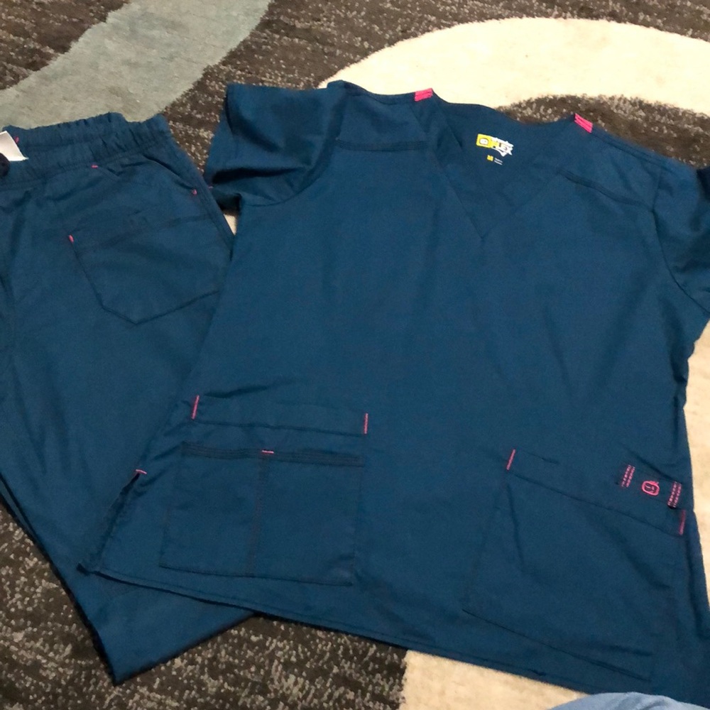 Teal Wonder flex scrub set, medium